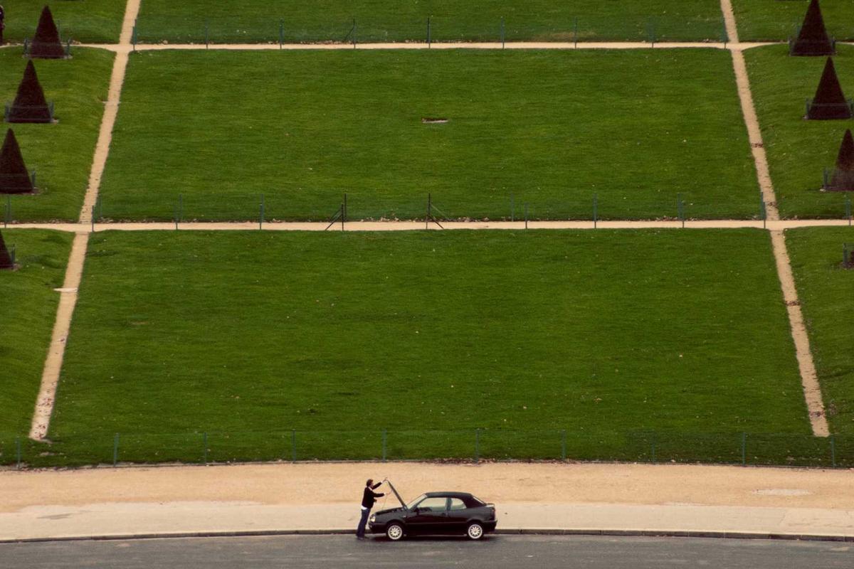 Waymo's Self-Driving Cars Get Lost, Form Migratory Herd Towards Open Road